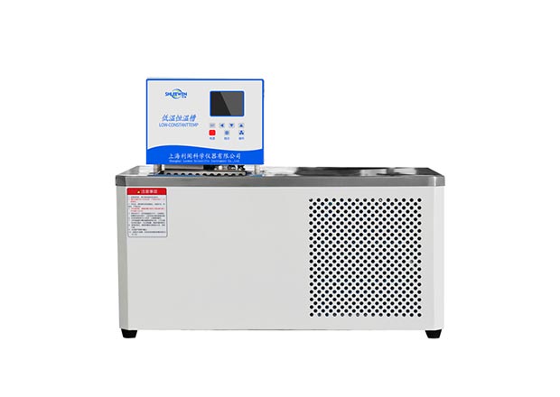 Low temperature and constant temperature tank